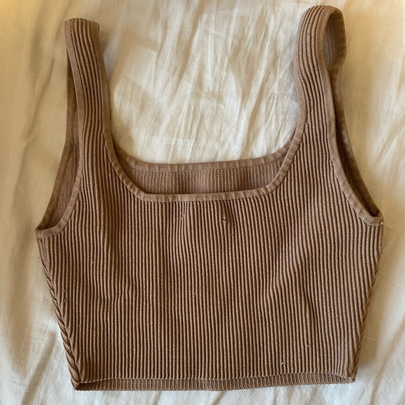 Aritzia Sculpt Knit Tank Size S - Picture 5 of 5
